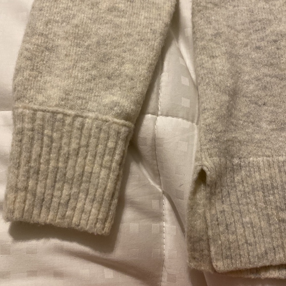 Sweater - Picture 2 of 3